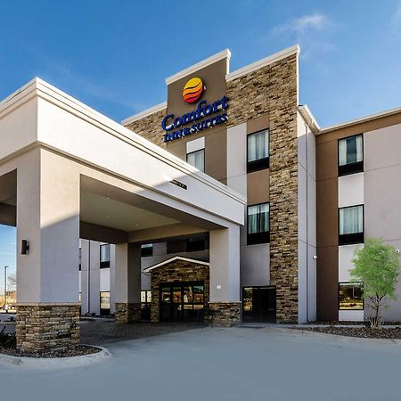 Comfort Inn & Suites Augusta Bagian luar foto