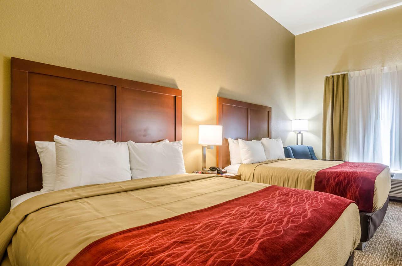 Comfort Inn & Suites Augusta Bagian luar foto